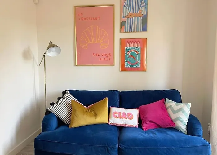 Вилла Artistic, Bright & Spacious 3 Bedroom Лидс