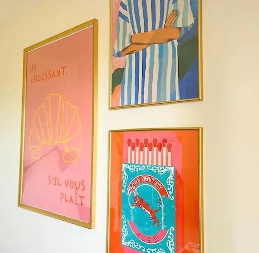 Вилла Artistic, Bright & Spacious 3 Bedroom *