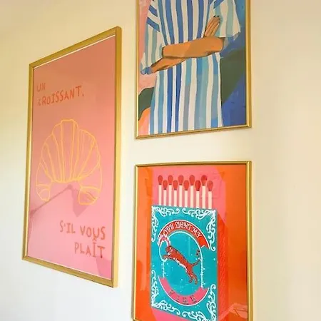 Villa Artistic, Bright & Spacious 3 Bedroom *