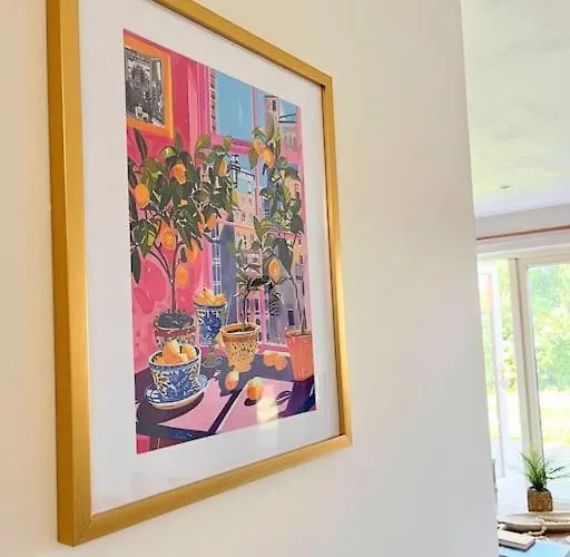 ヴィラ Artistic, Bright & Spacious 3 Bedroom *