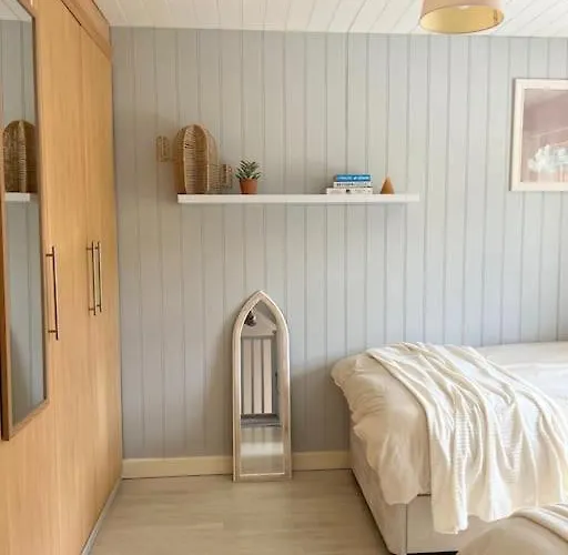 Villa Artistic, Bright & Spacious 3 Bedroom Leeds (West Yorkshire)