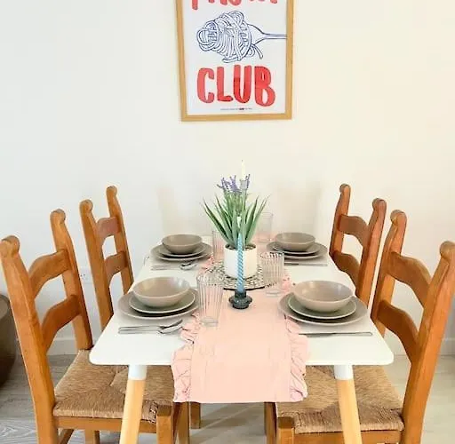 Villa Artistic, Bright & Spacious 3 Bedroom Leeds (West Yorkshire)