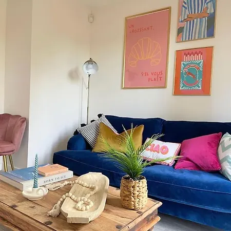 Villa Artistic, Bright & Spacious 3 Bedroom